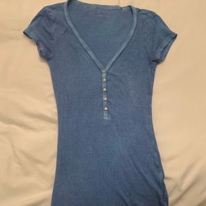 ⚡️Sale⚡️Guess Blue Perfect Henley shirt Sz S